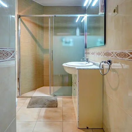 Castell By Hello Homes Daire Sitges